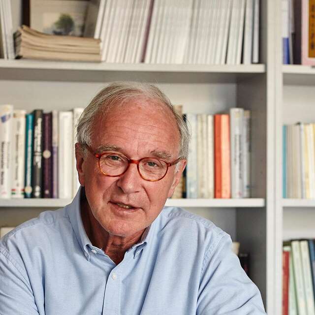 christoph_von_der_malsburg_2-640x640-crop-47-6-33-5-q60